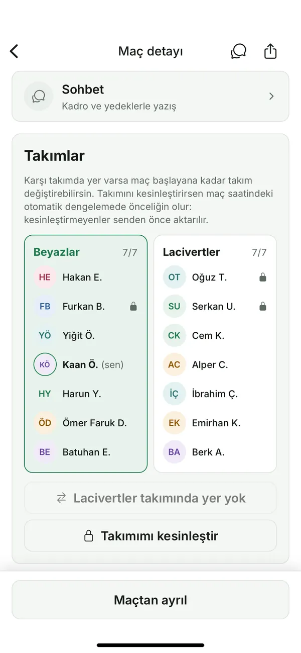 Takımlar kartı: Beyazlar ve Lacivertler yedişer oyuncuyla; takımını kesinleştirenlerin yanında kilit simgesi ve “Takımımı kesinleştir” düğmesi.